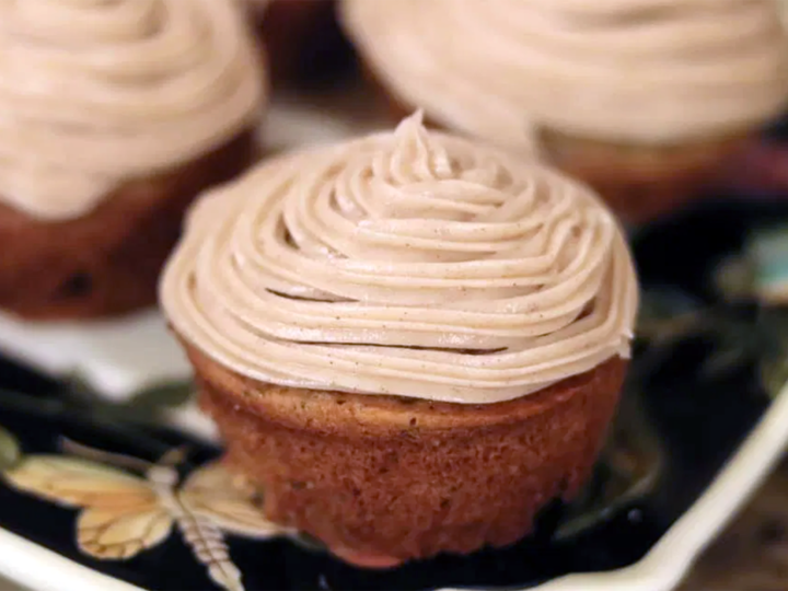 Zucchini Chocolate Chip Cupcakes