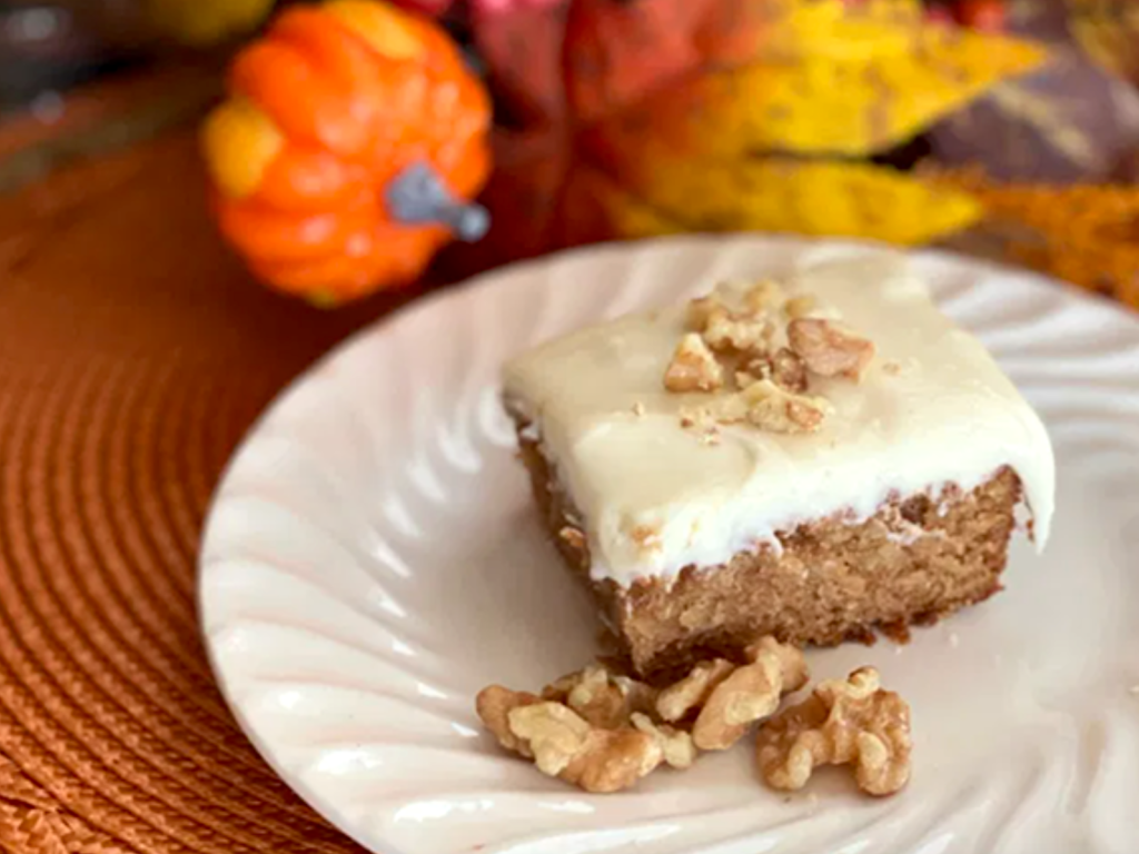 harvest apple cake header