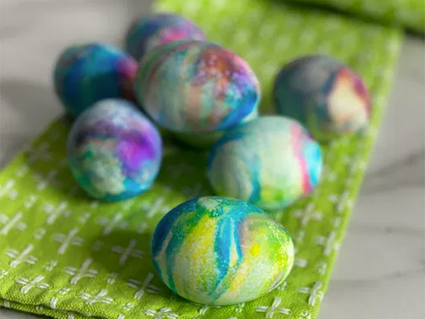 Easy Tie Dye Easter Eggs