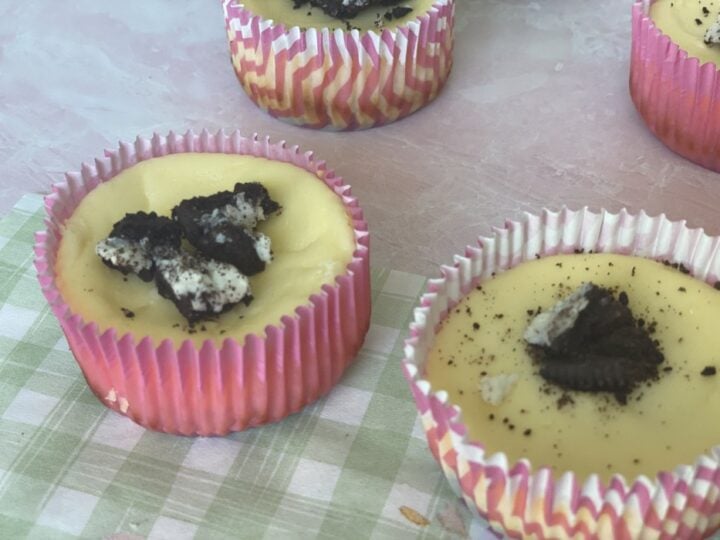 Oreo Cheesecake Cups