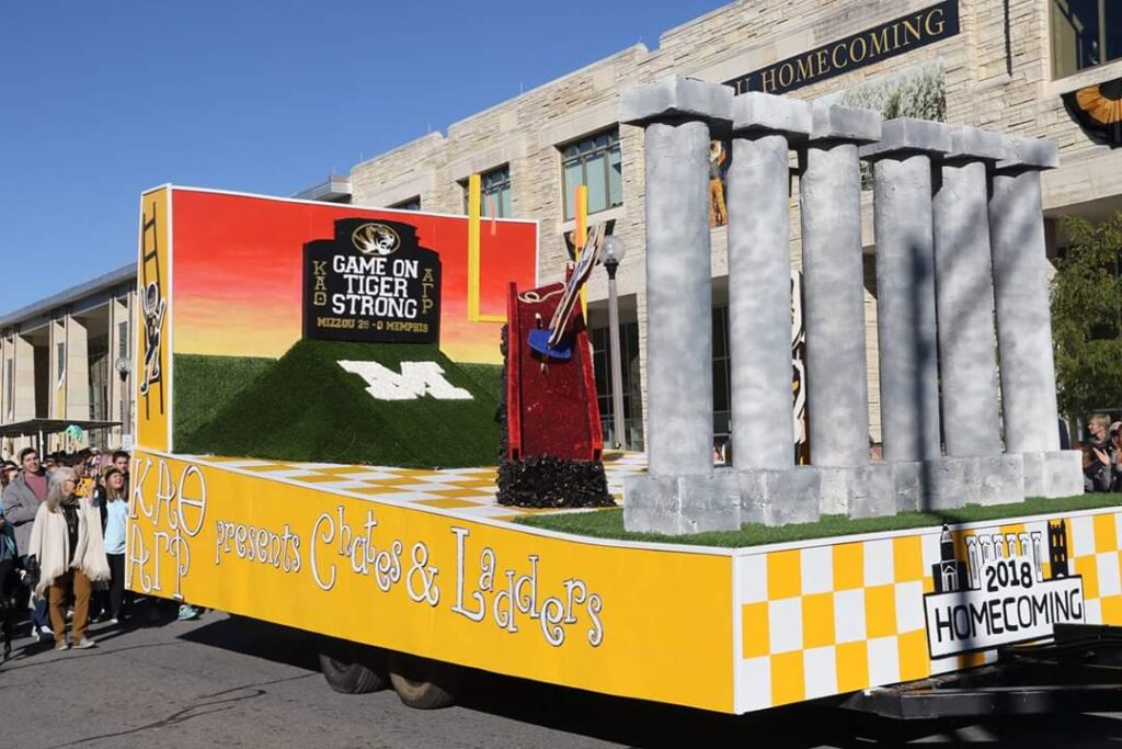 homecoming float