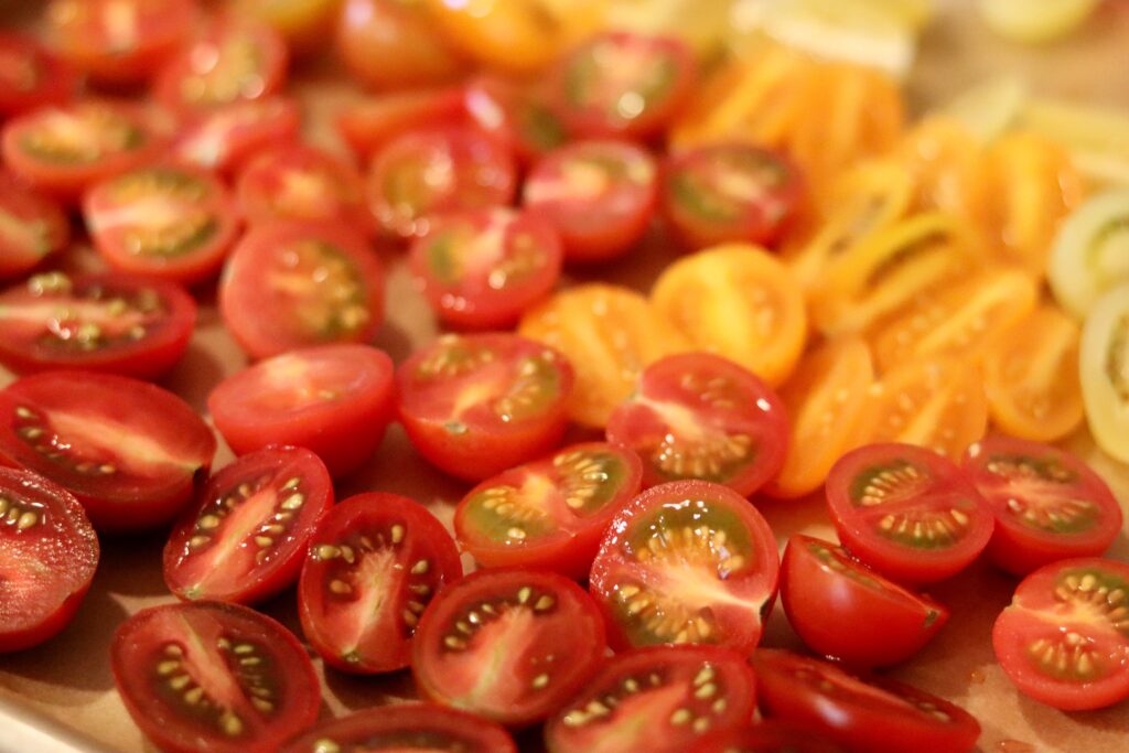 roasting summer tomatoes
