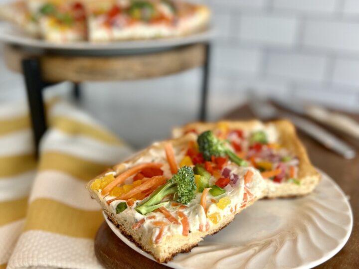 Veggies and Dip Pizza