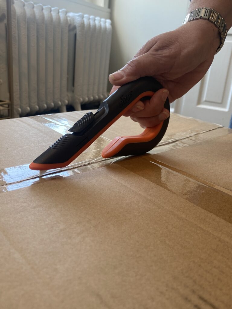 open package easily with slice box cutter