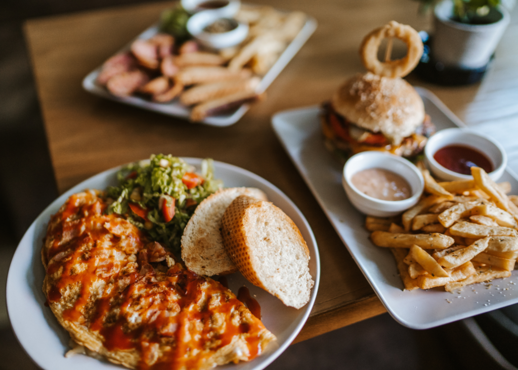 affordable dining tips