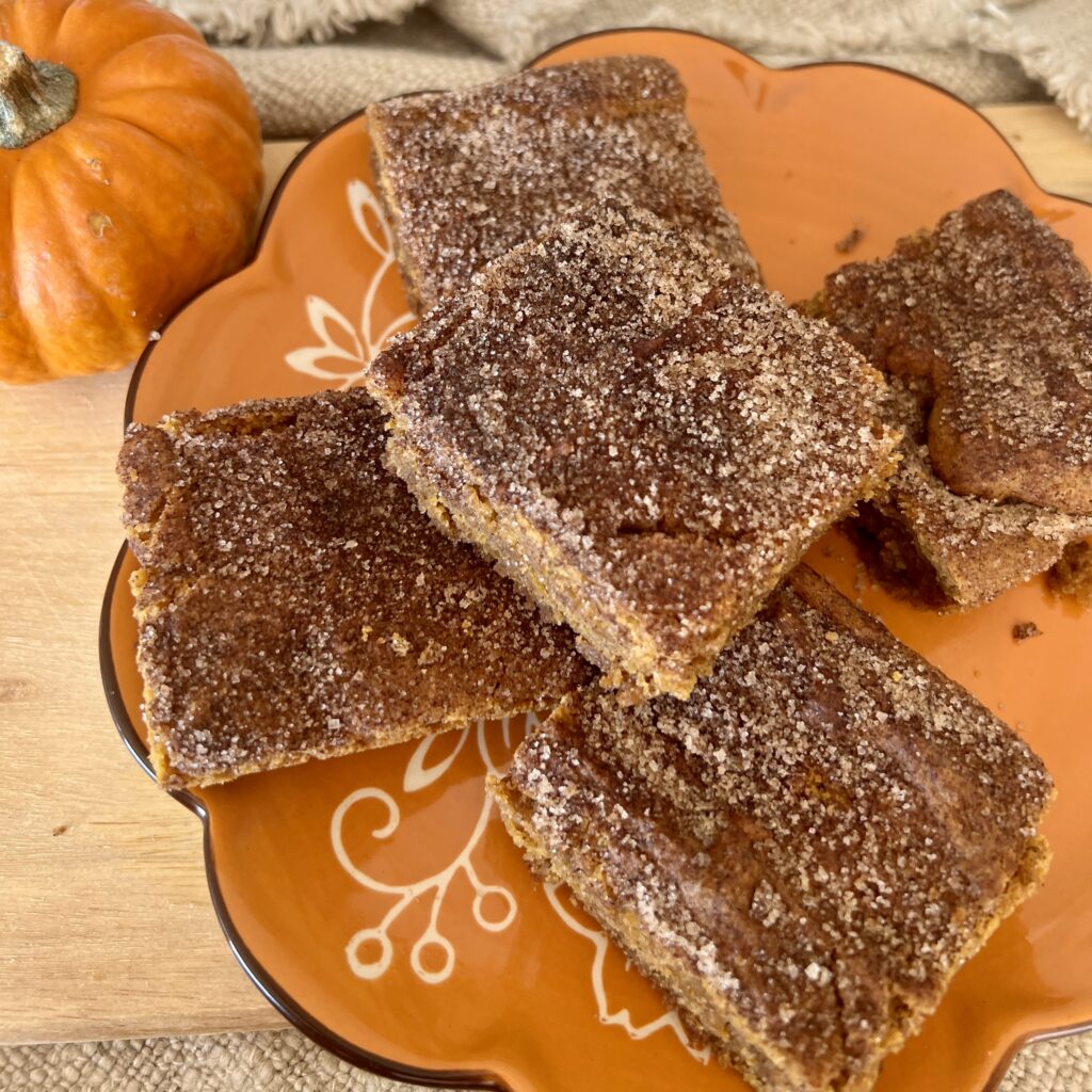 pumpkin snickerdoodles on an orange plate